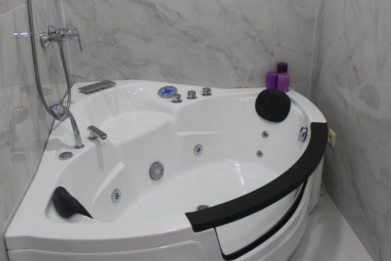 Horizons Hotel Rooms Μπατούμι Εξωτερικό φωτογραφία