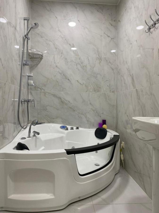 Horizons Hotel Rooms Μπατούμι Εξωτερικό φωτογραφία