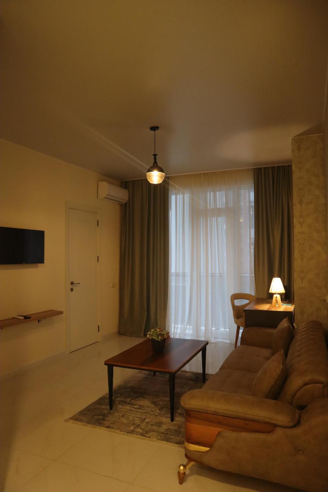 Horizons Hotel Rooms Μπατούμι Εξωτερικό φωτογραφία